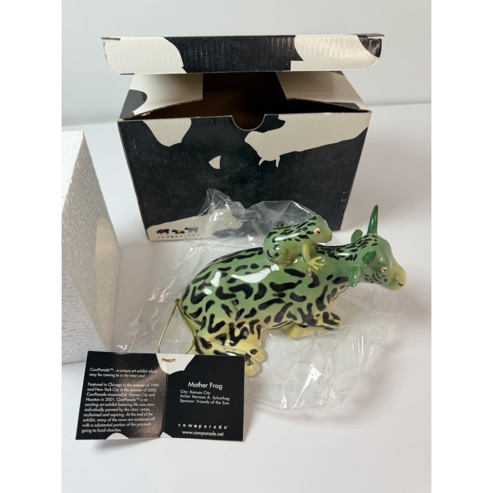 Cow Parade 9207 Mother Frog 2002 Westland Giftware Figurine with Box Tag